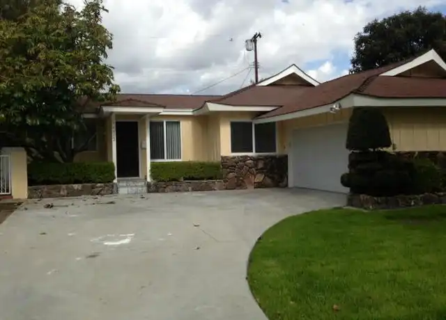 Property at 18413 Sylvan St, Tarzana, CA, 91335, 3 beds, 2 baths, [object Object]