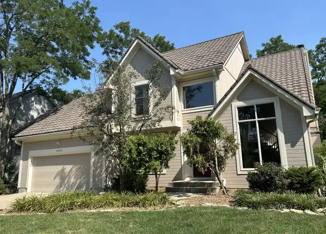 Property at 10408 W 131st St, Overland Park, KS, 66213, 4 beds, 4.5 baths, [object Object]