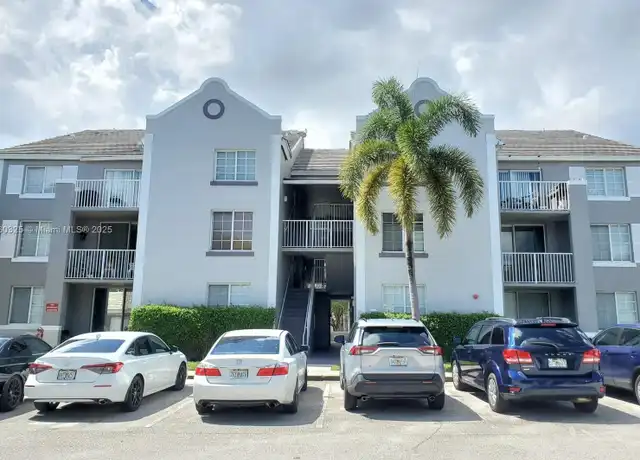 Property at 520 SW 111th Ave #203, Pembroke Pines, FL, 33025, 2 beds, 2 baths, [object Object]