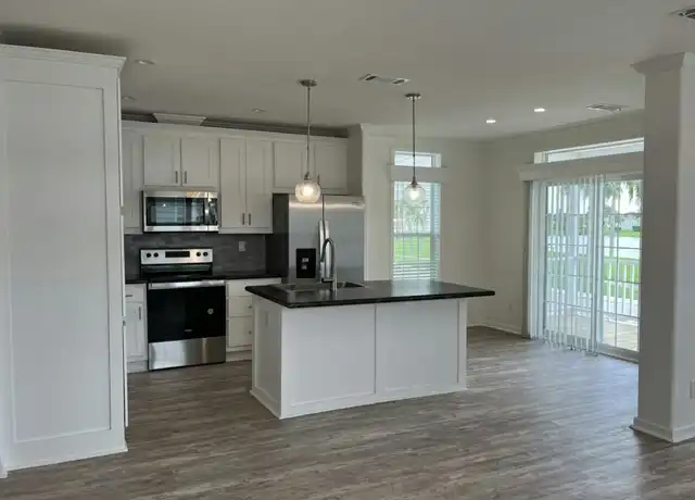 Property at 568 Plaza Del Sol, North Fort Myers, FL, 33917, 3 beds, 2 baths, [object Object]