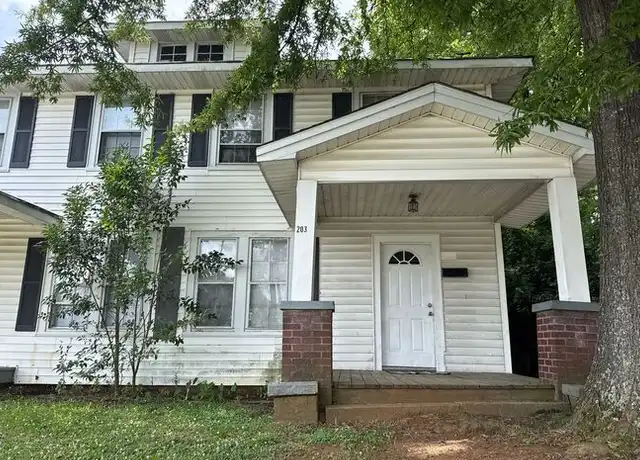 Property at 203 W 3rd Ave, Gastonia, NC, 28052, 3 beds, 1 bath, [object Object]