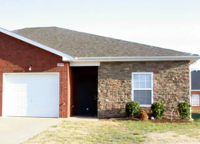 Property at 108 Maureen Dr, Clarksville, TN, 37043, 2 beds, 2 baths, [object Object]