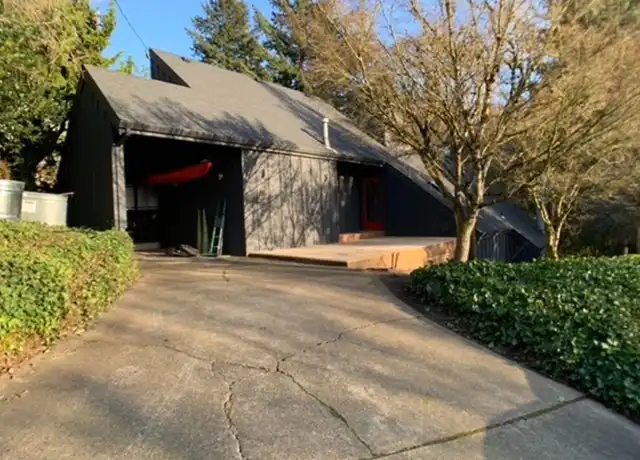 Property at 3320 SW 37th Ave, Portland, OR, 97221, 3 beds, 2 baths, [object Object]