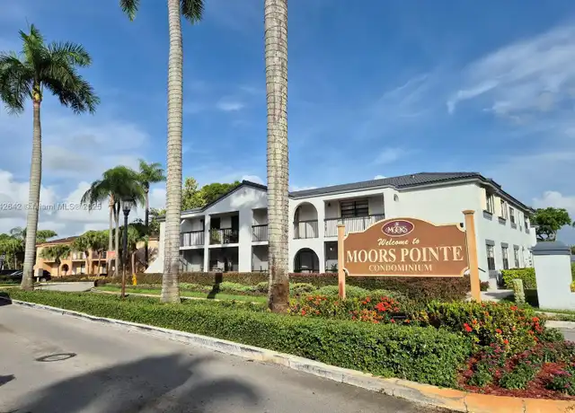 Property at 18350 Mediterranean Blvd Unit 1-27, Hialeah, FL, 33015, 3 beds, 2 baths, [object Object]