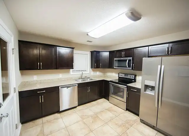Property at Centennial Place - 40 Whisper Creek Dr, Jackson, TN, 38305, 3 beds, 2-2.5 baths, [object Object]