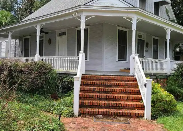 Property at 1523 E Moreno St, Pensacola, FL, 32503, 4 beds, 2 baths, [object Object]