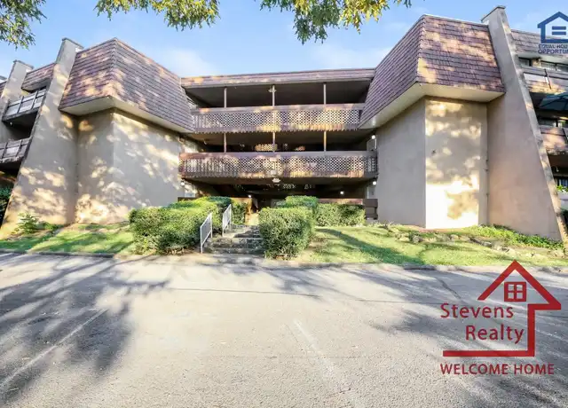 Property at 915 S Seminole Dr Unit 19, Chattanooga, TN, 37412, 2 beds, 1 bath, [object Object]