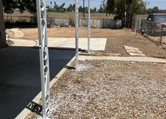 Photo of 18260 Cajalco Rd, Perris, CA 92570