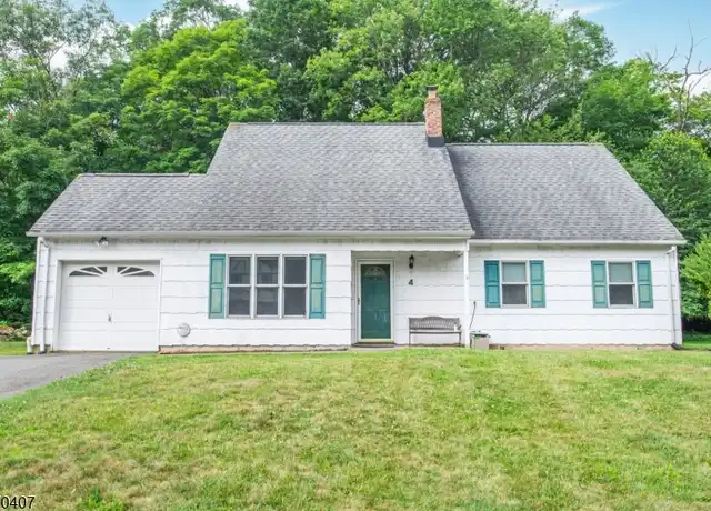 Property at 4 Fieldstone Ln, Rockaway, NJ, 07866, 4 beds, 2.5 baths, [object Object]