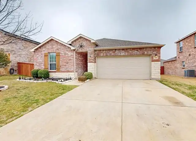 Property at 504 Mesa View Trl, Fort Worth, TX, 76131, 3 beds, 2 baths, [object Object]