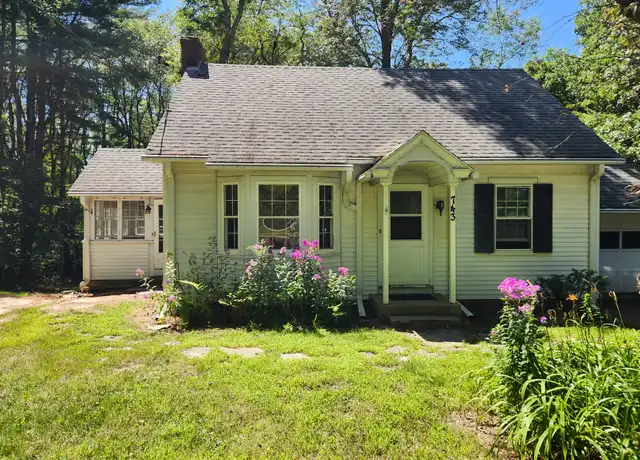 Property at 743 Storrs Rd, Storrs Mansfield, CT, 06268, 4 beds, 1 bath, [object Object]