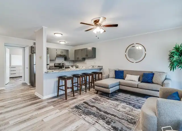 Property at Riverside At Oakbourne - 3600 E Simcoe St, Lafayette, LA, 70501, 1-3 bed, 1-2 bath, [object Object]