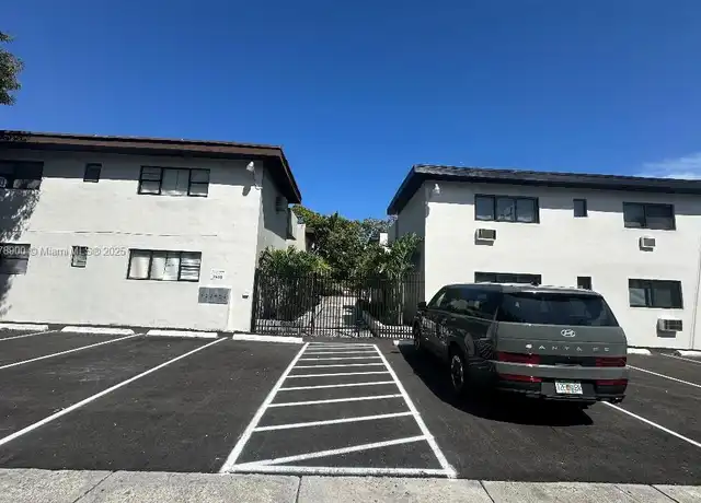 Property at 7521 NE 2nd Ct Unit 3, Miami, FL, 33138, 1 bed, 1 bath, [object Object]