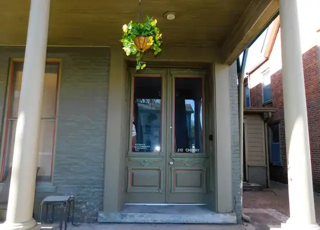 Property at 212 Cherry St Unit C, Evansville, IN, 47713, 1 bed, 1 bath, [object Object]