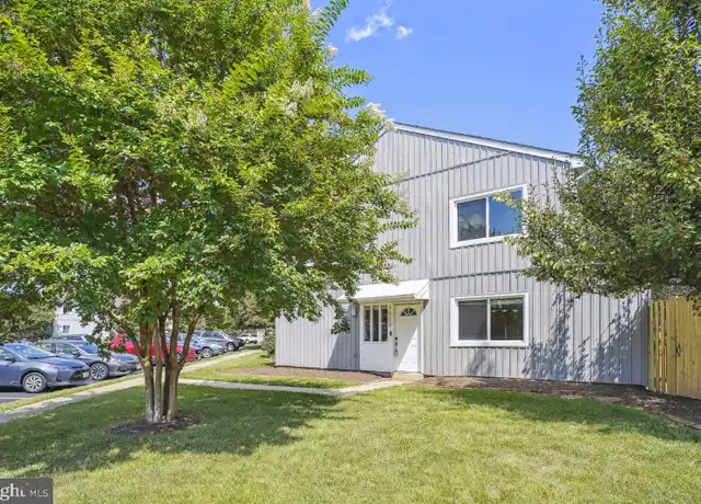 Property at 1009 Saber Ln, Herndon, VA, 20170, 3 beds, 2.5 baths, [object Object]