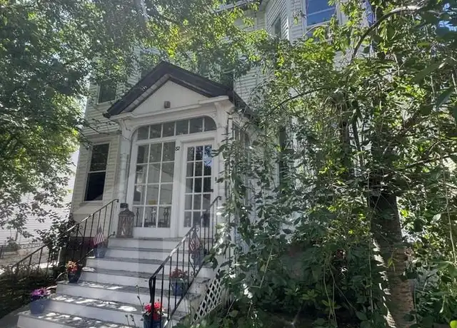Property at 82 Thurston St Unit 4, Somerville, MA, 02145, 1 bed, 1 bath, [object Object]