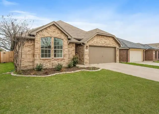 Property at 2213 Kaitlyn Dr, Weatherford, TX, 76087, 3 beds, 2 baths, [object Object]