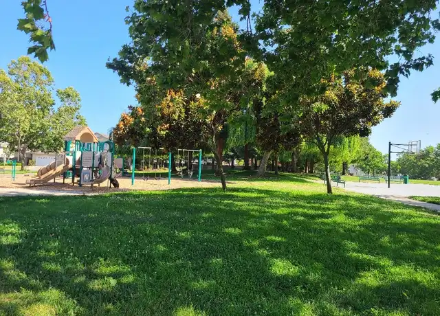 Property at 1621 Welford Cir, Hayward, CA, 94544, 4 beds, 2.5 baths, [object Object]