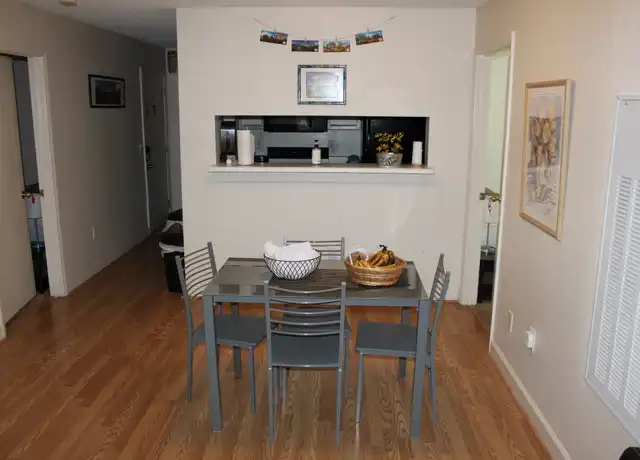 Property at 303 Smith Level Rd Unit E33, Chapel Hill, NC, 27516, 4 beds, 4 baths, [object Object]