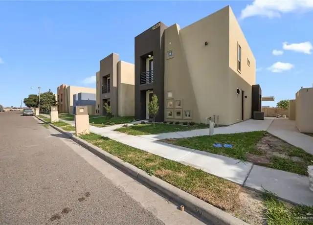 Property at 1220 E Camellia Ave Unit 2, McAllen, TX, 78501, 2 beds, 2.5 baths, [object Object]