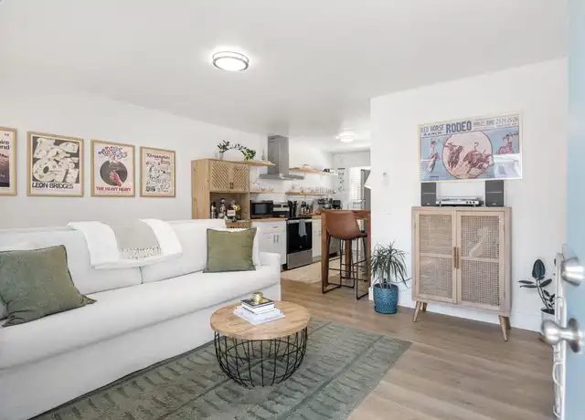 Property at 627 Shelby Ave #8, Nashville, TN, 37206, 1 bed, 1 bath, [object Object]