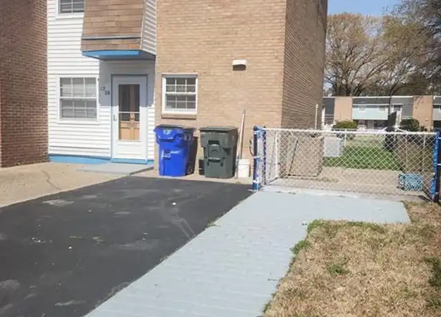 Property at 1228 Curie Ct, Norfolk, VA, 23513, 3 beds, 1 bath, [object Object]
