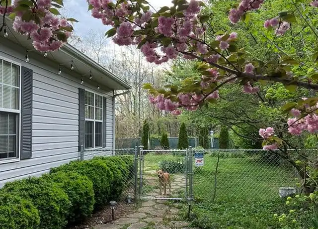 Property at 504 9th St SW, Charlottesville, VA, 22903, 3 beds, 1 bath, [object Object]