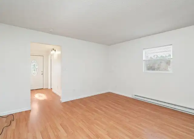 Property at 226 Mill View Dr Unit 3, Pigeon Forge, TN, 37863, 2 beds, 1 bath, [object Object]