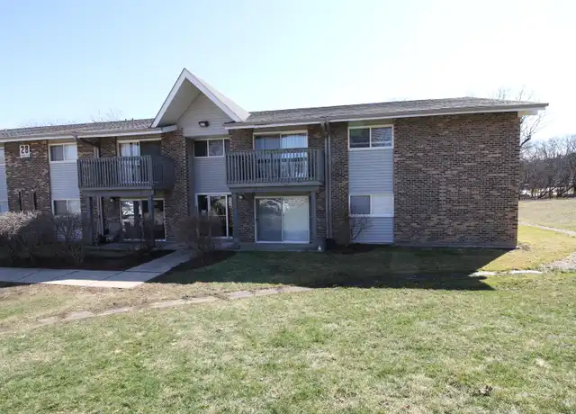 Property at 16W525 Mockingbird Ln #102, Willowbrook, IL, 60527, 2 beds, 1 bath, [object Object]