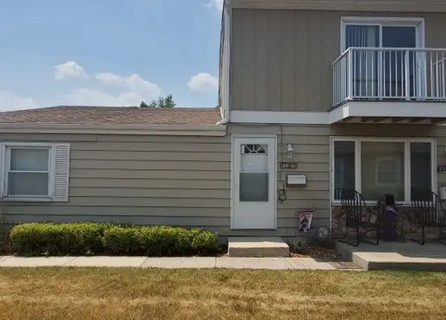 Property at 7966 163rd Pl Unit 4, Tinley Park, IL, 60477, 2 beds, 1 bath, [object Object]