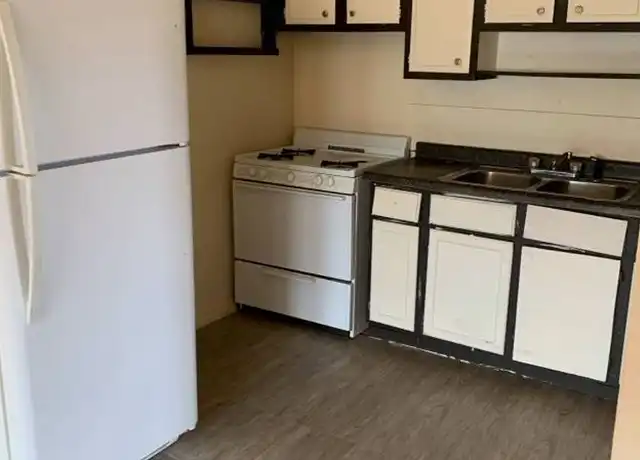 Property at 828 W Windlake Ave Unit 8, Milwaukee, WI, 53204, 1 bed, 1 bath, [object Object]