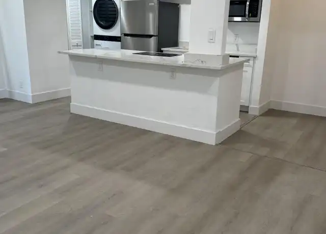 Property at 330 Cypress Dr Unit B, West Palm Beach, FL, 33403, 3 beds, 1 bath, [object Object]