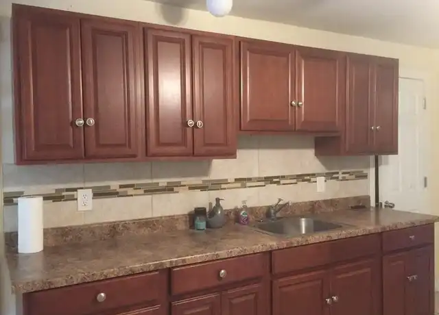 Property at 73 Prospect St, Naugatuck, CT, 06770, 3 beds, 1 bath, [object Object]