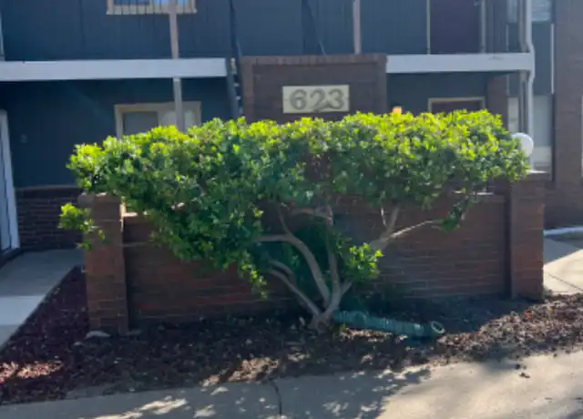 Property at 623 S Mount Carmel St Unit 2, Wichita, KS, 67213, 2 beds, 1 bath, [object Object]