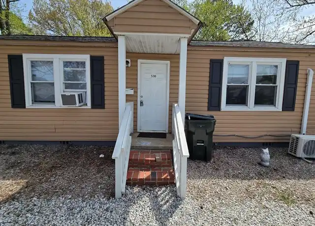 Property at 530 Bellwood Rd, Newport News, VA, 23601, 2 beds, 1 bath, [object Object]