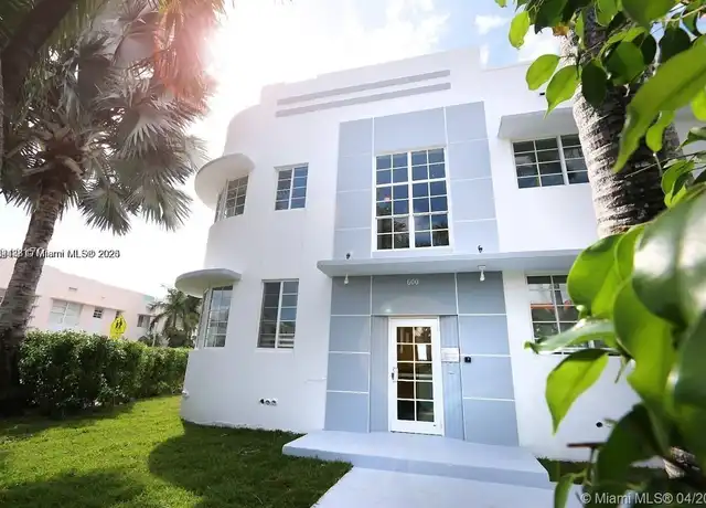 Property at 600 15th St #11, Miami Beach, FL, 33139, 1 bed, 1 bath, [object Object]