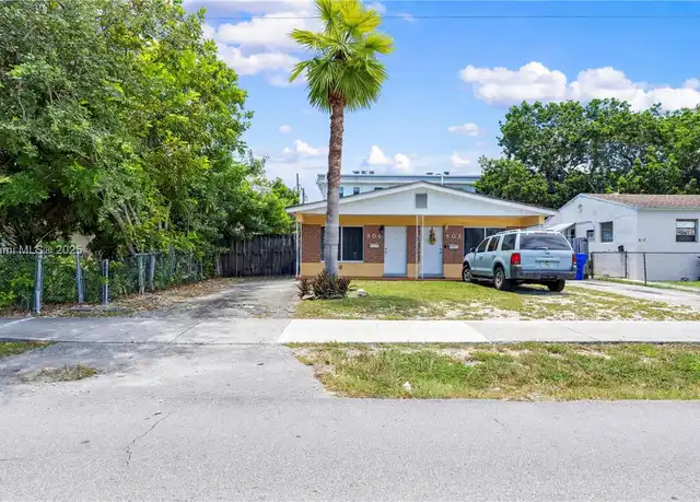 Property at 806 N 24th Ave Unit 806, Hollywood, FL, 33020, 1 bed, 1 bath, [object Object]