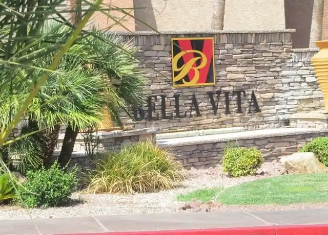 Property at 5286 River Glen Dr #427, Las Vegas, NV, 89103, 1 bed, 1 bath, [object Object]
