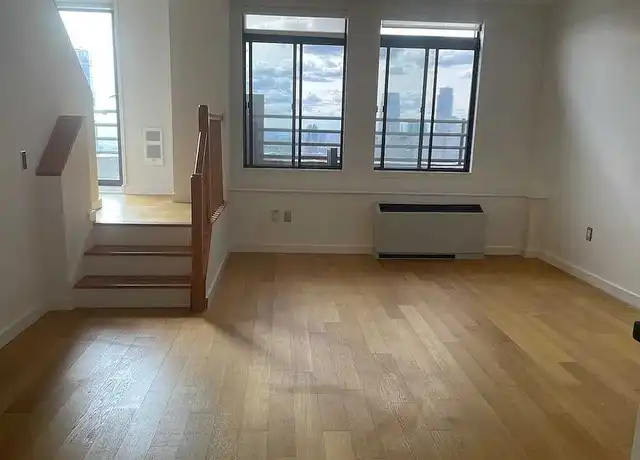 Property at 1 West St Unit 21T, New York, NY, 10004, 2 beds, 1 bath, [object Object]