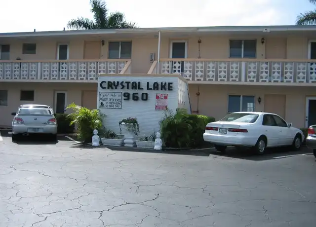 Property at 960 Crystal Lake Dr #204, Deerfield Beach, FL, 33064, 1 bed, 1 bath, [object Object]
