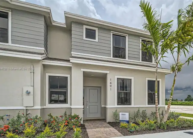 Property at 408 NE 12th St, Homestead, FL, 33030, 3 beds, 2.5 baths, [object Object]