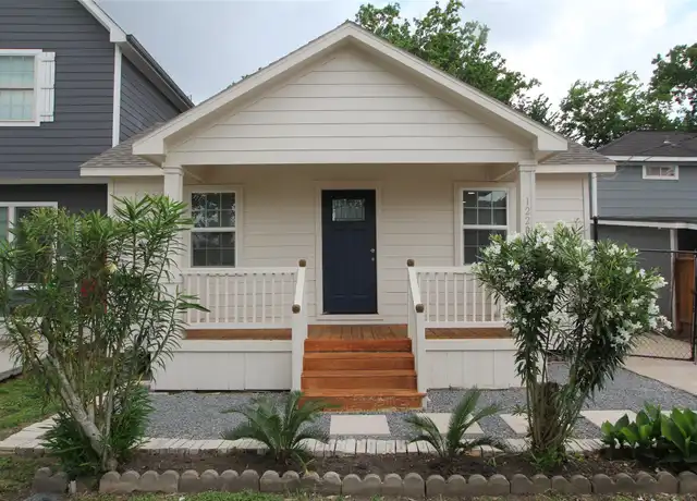 Property at 1220 Reese St, Houston, TX, 77012, 4 beds, 2 baths, [object Object]
