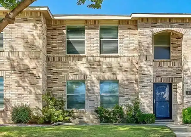 Property at 1713 Cliffbrook Dr, Rockwall, TX, 75032, 5 beds, 3 baths, [object Object]
