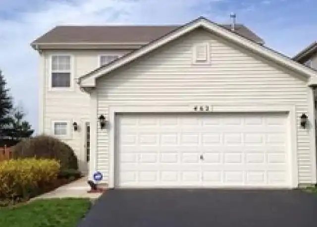 Property at 462 W Hamlin Ln, Round Lake, IL, 60073, 3 beds, 2.5 baths, [object Object]