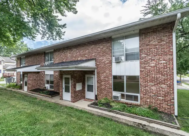 Property at 413 E 8th St, Bloomington, IN, 47408, 2 beds, 1 bath, [object Object]