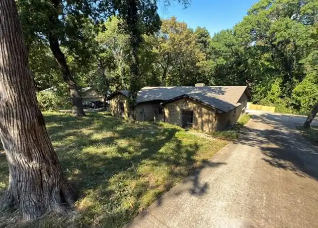 Property at 1310 Bow Creek Dr, Duncanville, TX, 75116, 3 beds, 2 baths, [object Object]