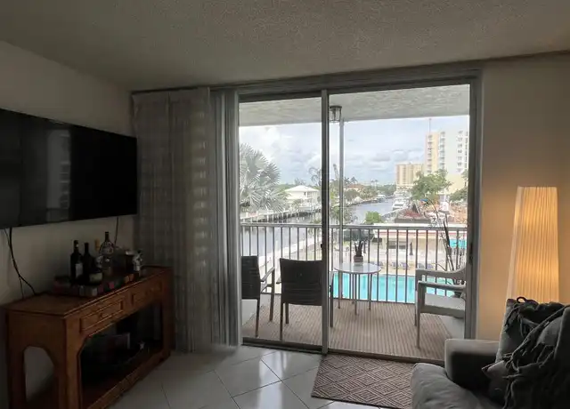 Property at 1391 S Ocean Blvd, Pompano Beach, FL, 33062, 2 beds, 2 baths, [object Object]
