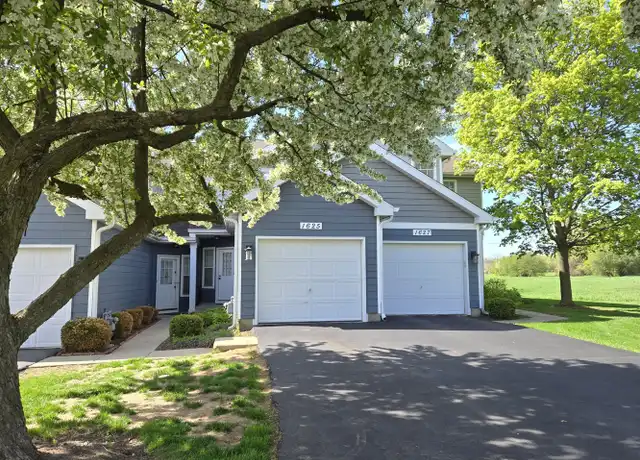 Property at 1625 Woodcrest Cir, Mundelein, IL, 60060, 2 beds, 2.5 baths, [object Object]