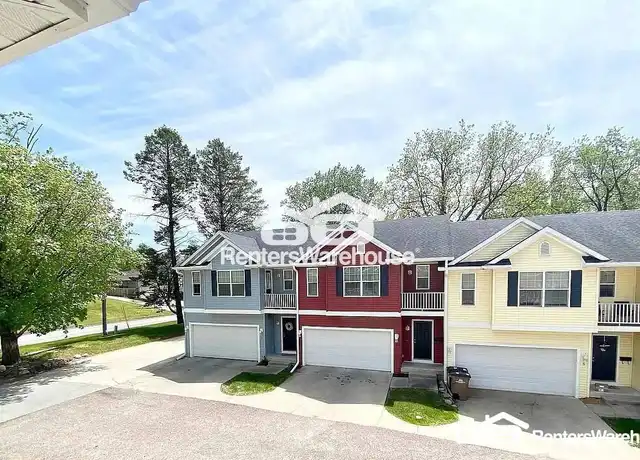 Property at 2004 63rd St, Des Moines, IA, 50324, 3 beds, 2.5 baths, [object Object]