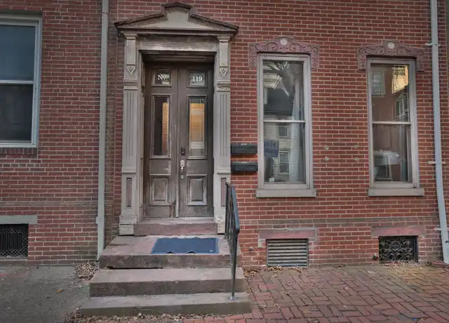 Property at 119 Locust St Unit FIRST FLOOR, Harrisburg, PA, 17101, 2 beds, 1 bath, [object Object]